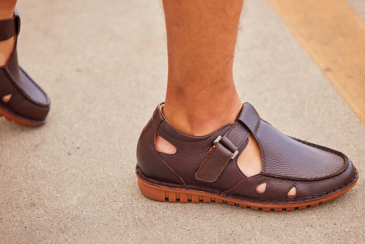 CALTO - K0752 - 2.8 Inches Taller (Coffee Brown) - Lightweight Casual Fisherman SandalSandalsTorqelo.com
