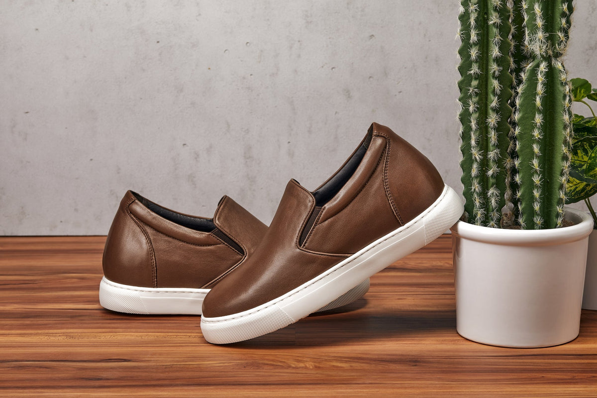 CALTO - T1023 - 2.6 Inches Taller (Coffee Brown) - Lightweight Nappa Leather LoaferCasualTorqelo.com