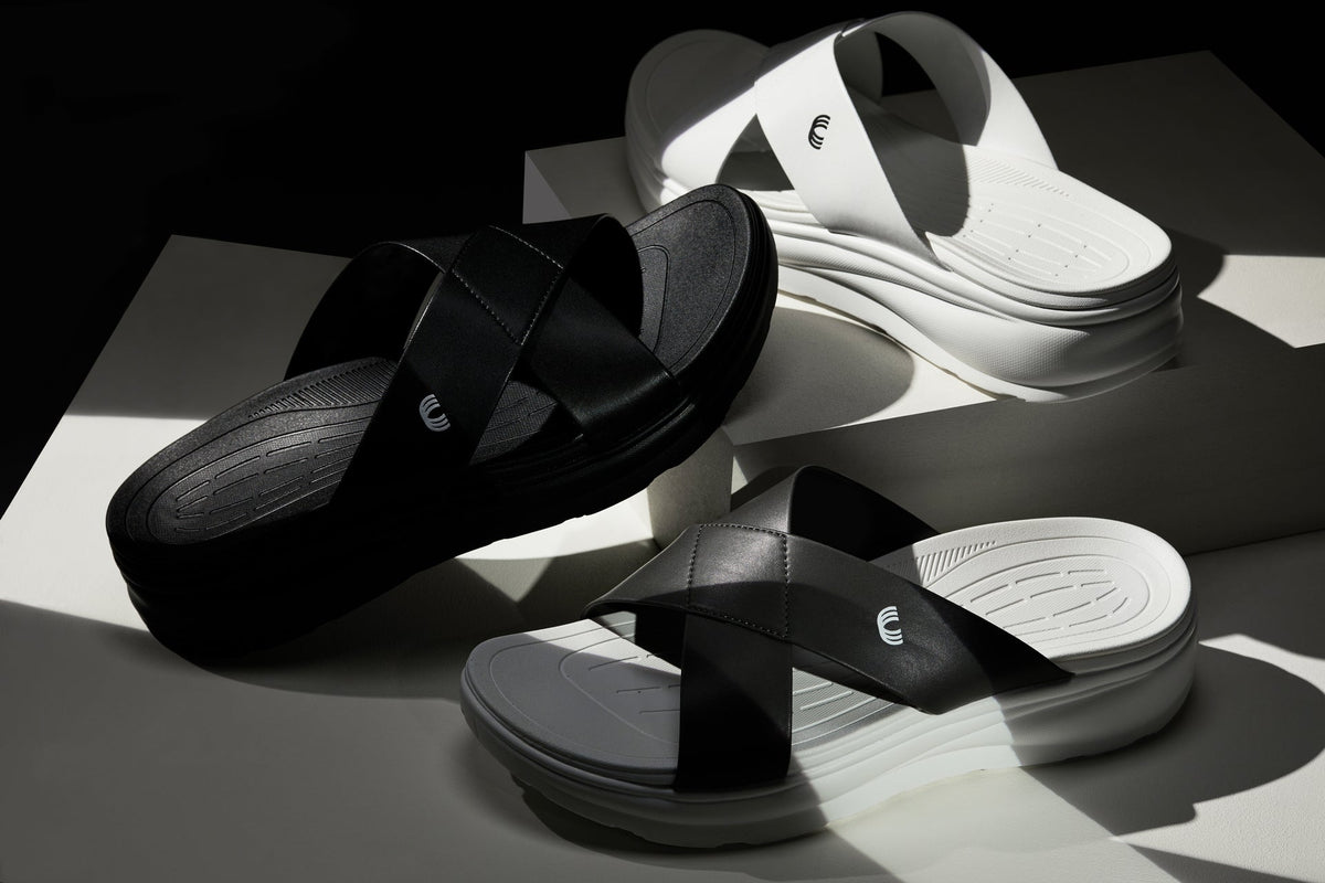 CALTO - X1652 - 2 Inches Taller (Black/Matte Black)SandalsTorqelo.com