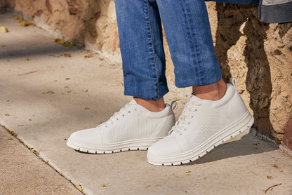 CALTO - X2321 - 2.4 Inches Taller (White/White Sole) - Lace Up Casual Sneaker - LightweightSneakers / AthleticsTorqelo.com