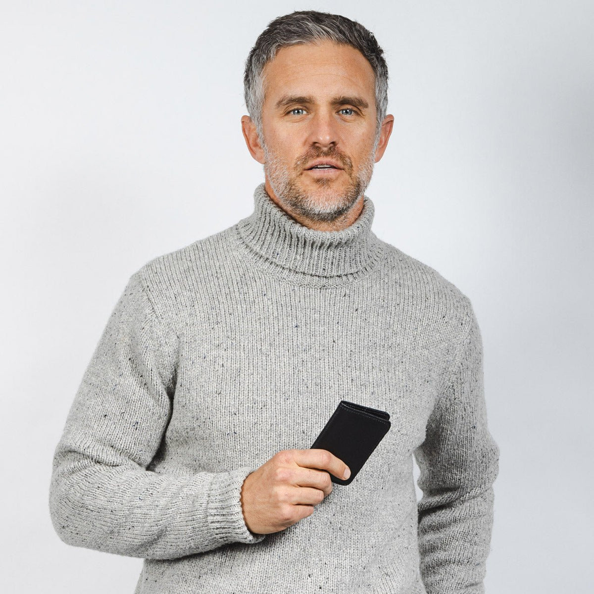 Compact Bifold with RFID protection - BlackSmall BifoldTorqelo.com