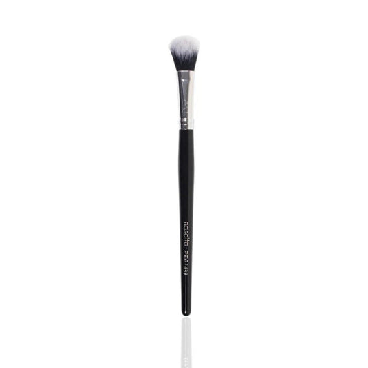 Nascita angled blush makeup brush