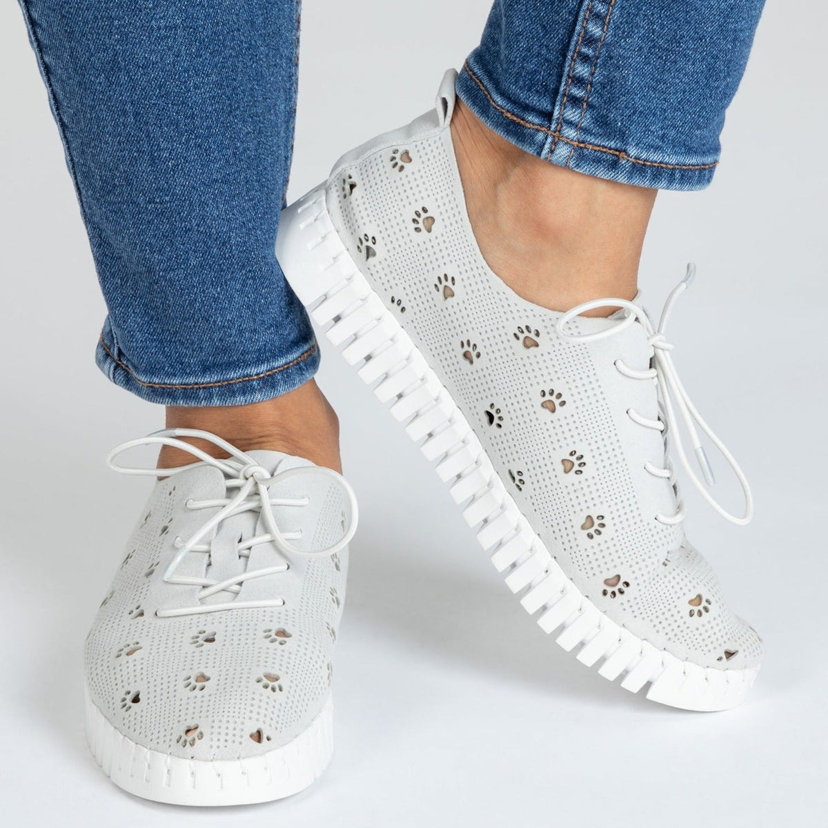 Cut-Out Paw Print Casual SneakersCasual Sneaker & Slip-onTorqelo.com