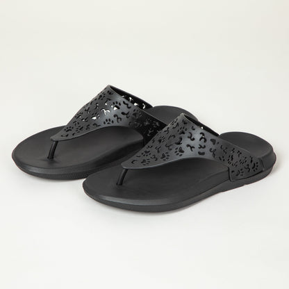 Cut-Out Paw Print Flip FlopsFlip-flopsTorqelo.com