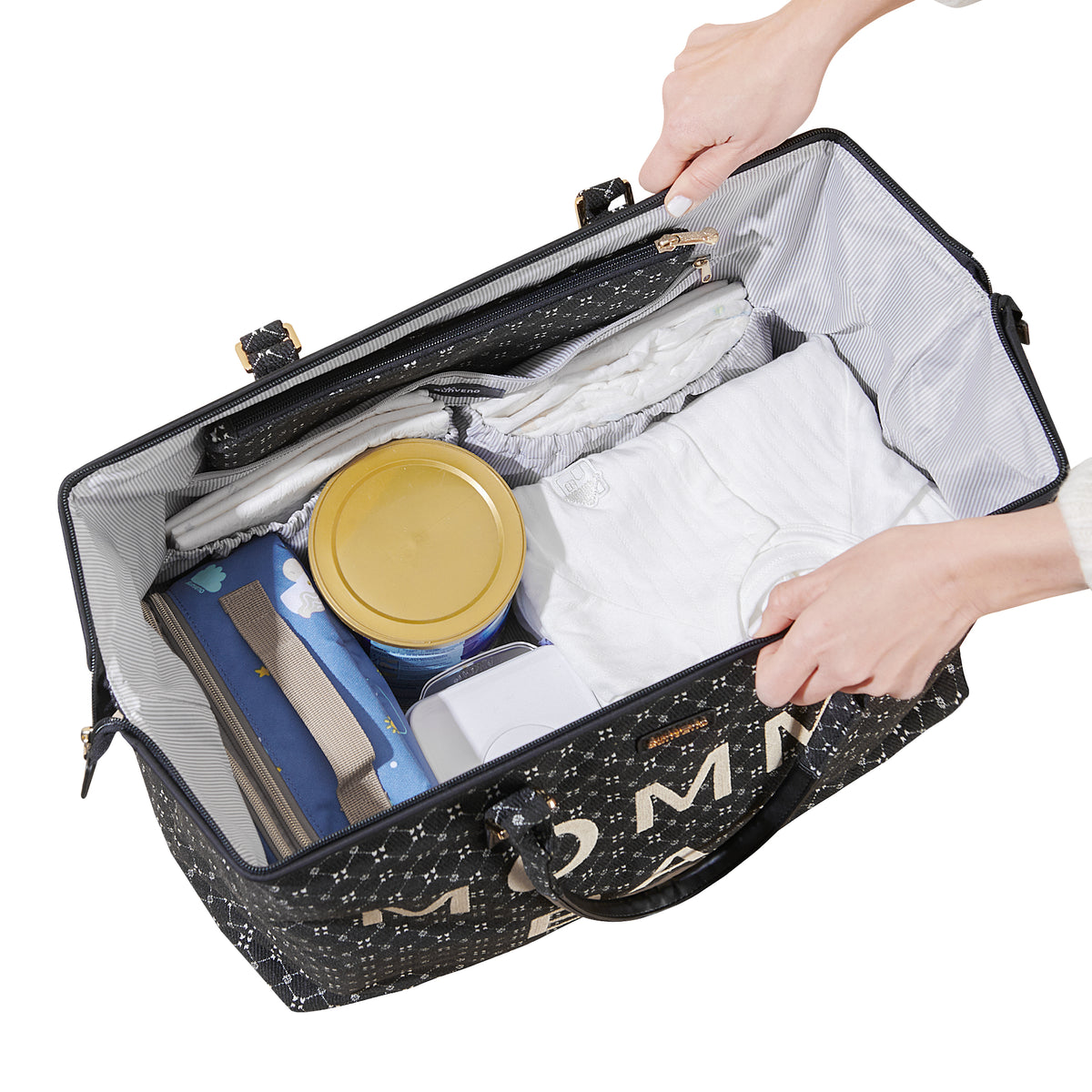 Mummy Leisure Travel Duffle Bag by Maroon Chronos