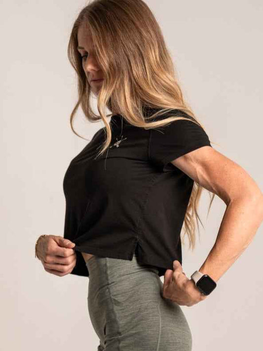 WOMEN'S | ENCORE CROP TEE : BLACK by Alpha Country Training + Nutrition