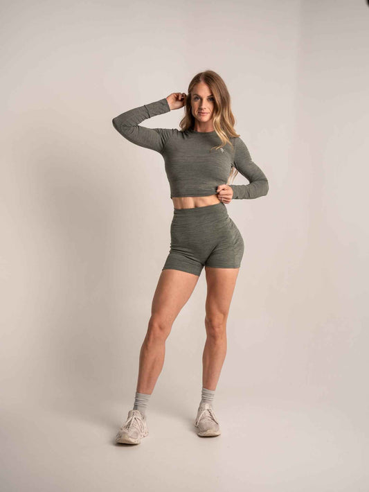 WOMEN'S | DEBUT CROP LONG SLEEVE : IVY by Alpha Country Training + Nutrition