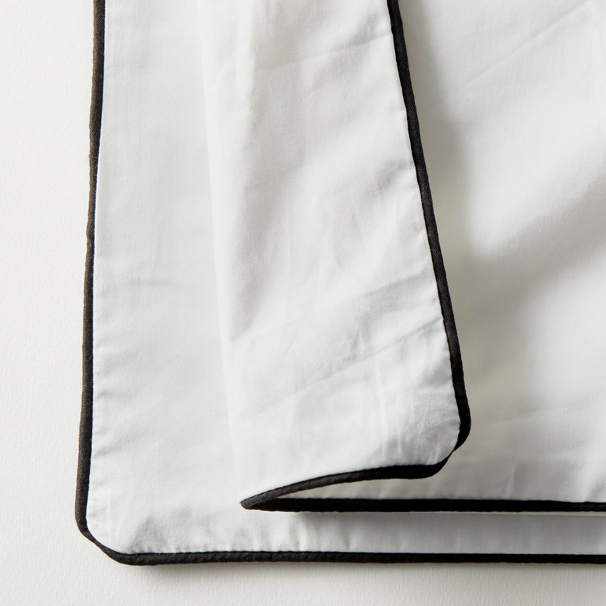 KAILU Cotton Sateen & Pure Silk Duvet Cover by KAILU