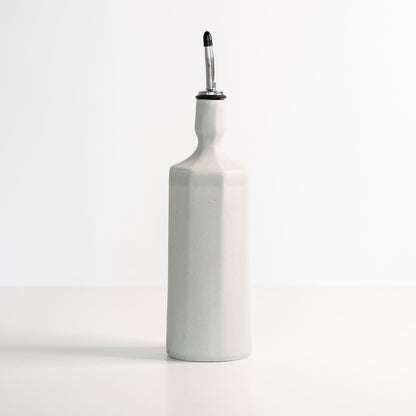 Porcelain olive oil dispenser – view 6