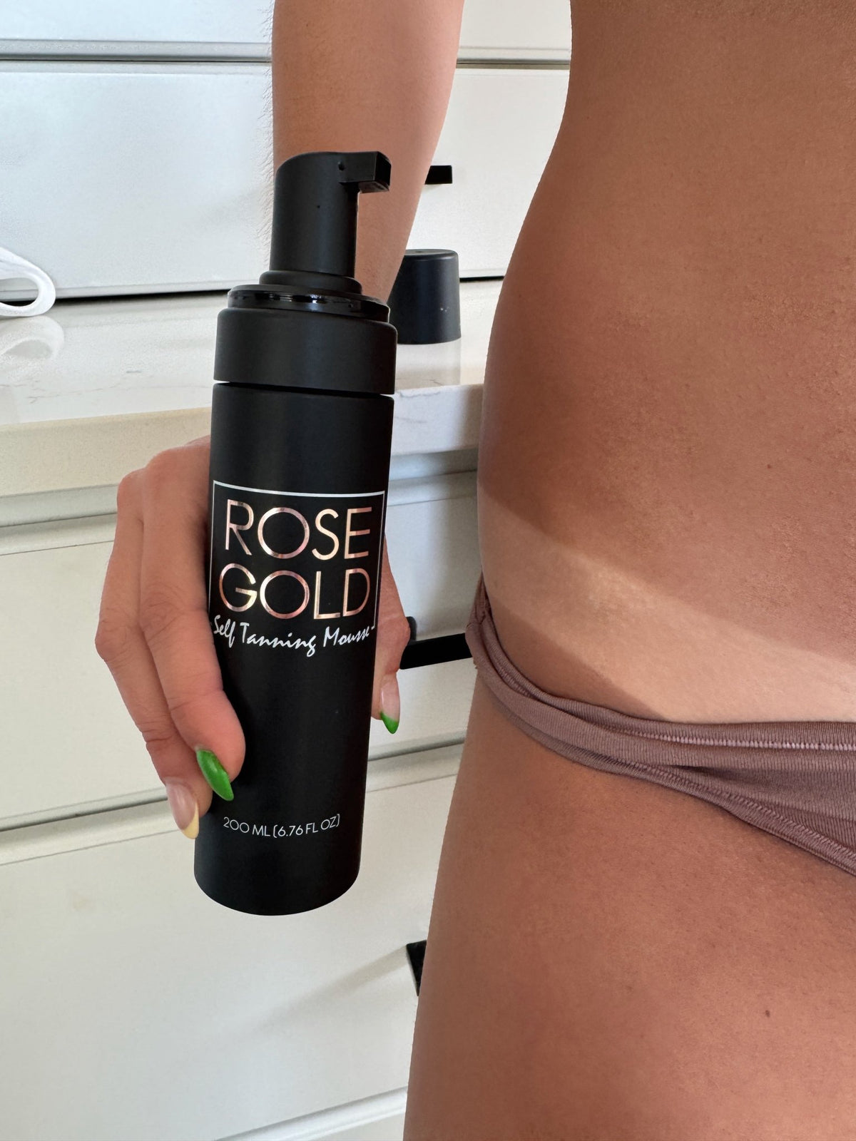 Rose Gold Sunless Face & Body Self Tanning Bundle, image 6