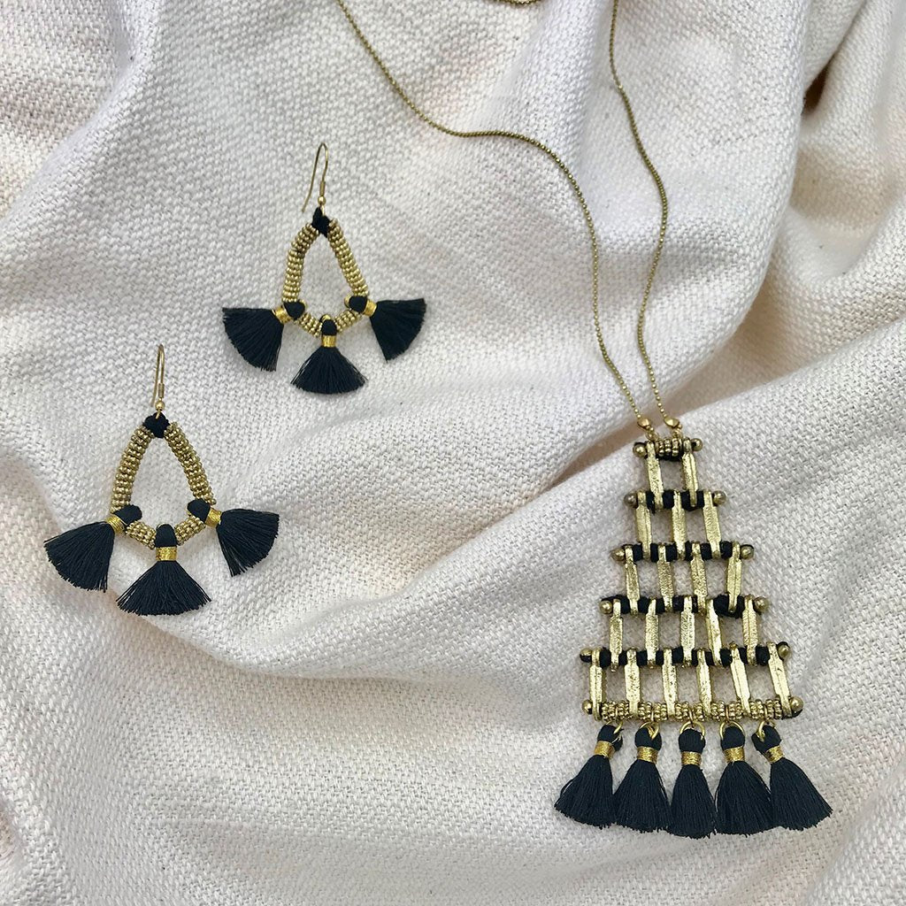 Kai Pyramid Necklace by Ariel