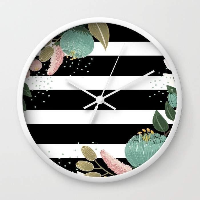 Fancy Lines Wall clock by Scorpius