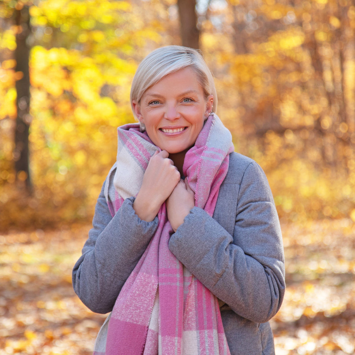 Fluffy Plaid Tassel Trim ScarfScarves & BandanasTorqelo.com