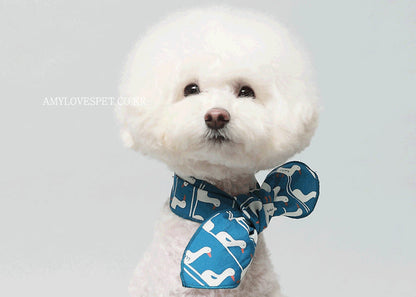 Goose Foam-Scarf by Emerald Alfie