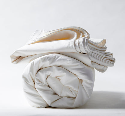 Heritage Silk-Filled Duvet Set by KAILU