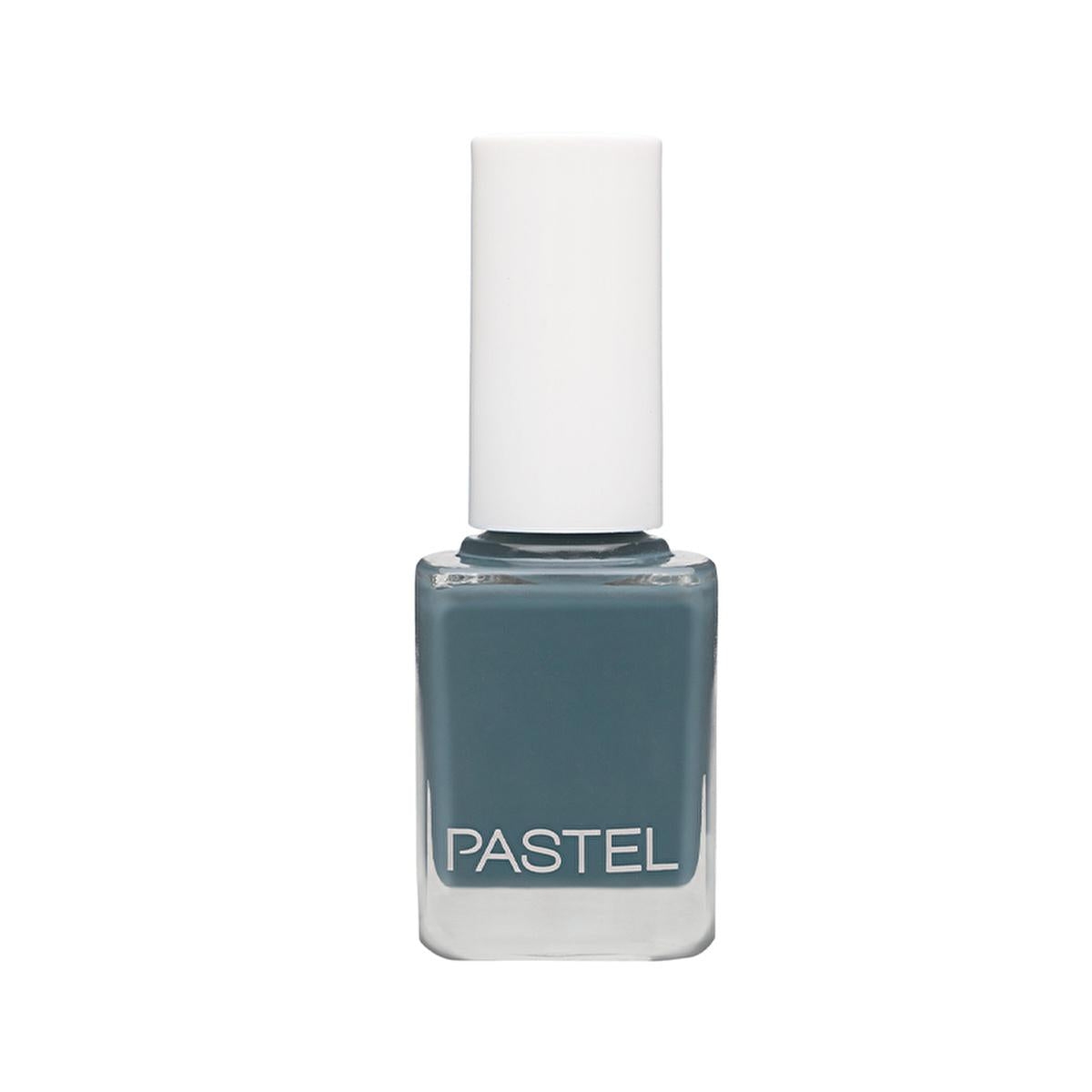 Pastel nail polish in shade 432