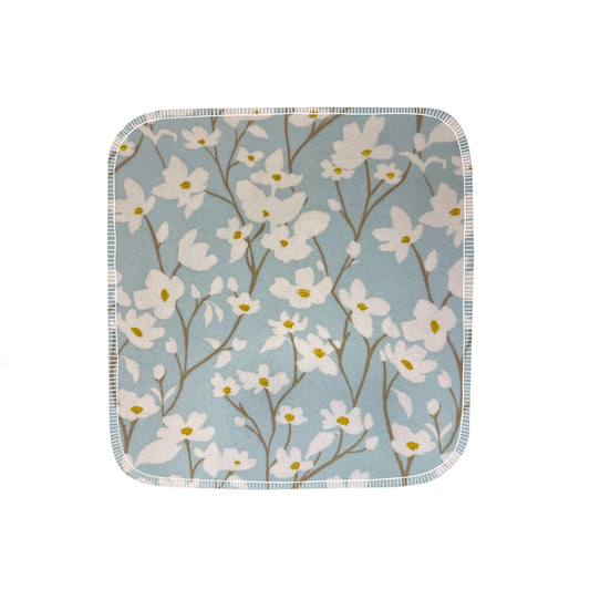 Reusable flannel paper towels in Dogwood Skylight