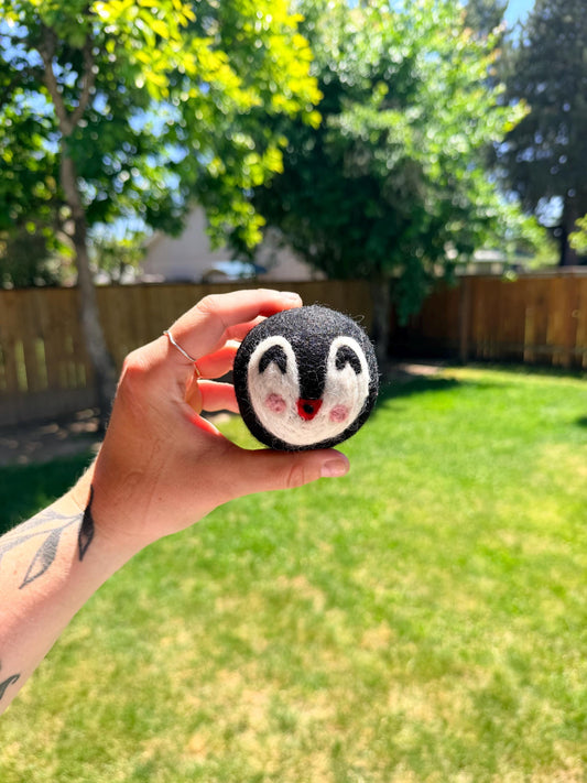 Organic wool dryer balls in Pretty Penguin design