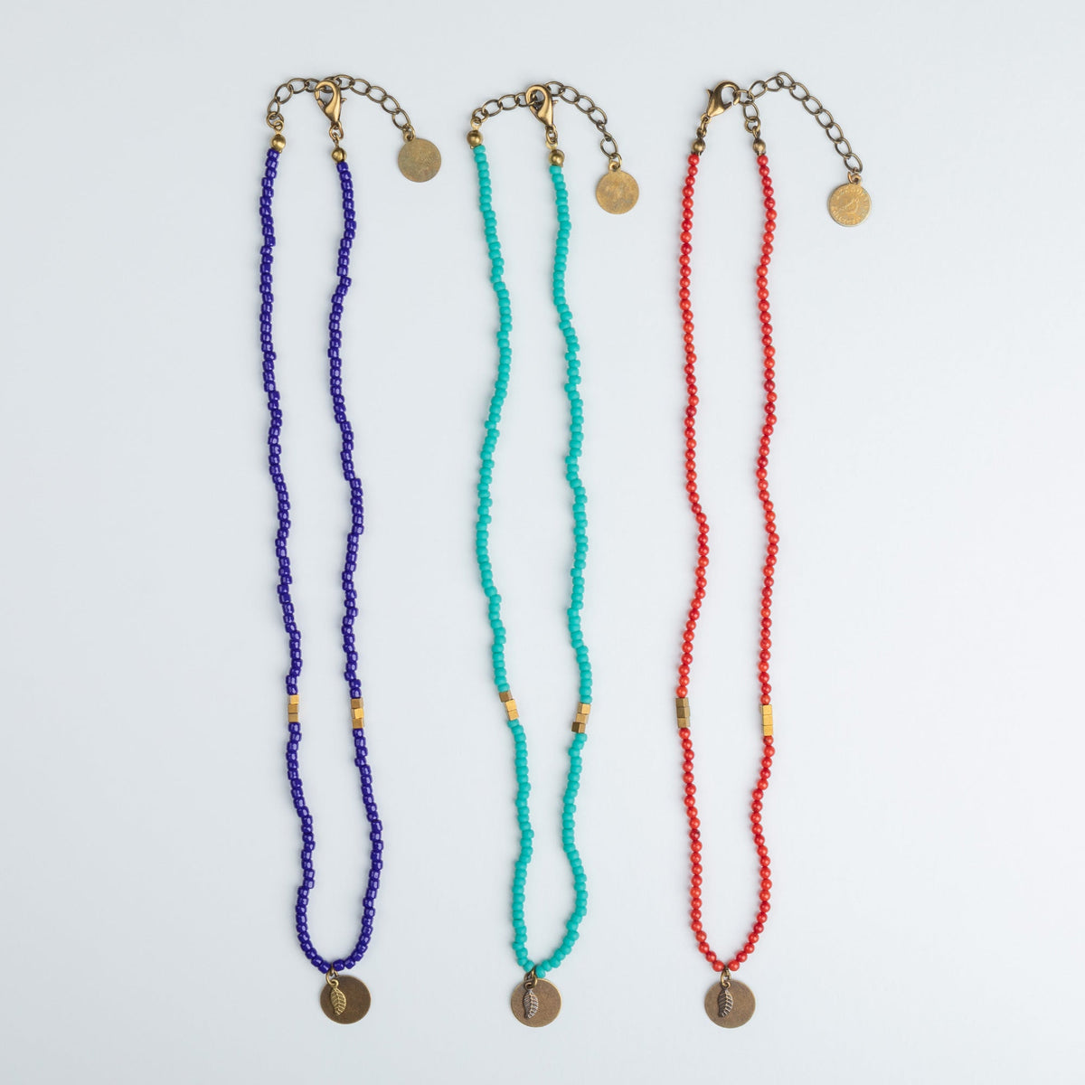 Iraqi Leaf Charm Beaded NecklaceNecklaces - FashionTorqelo.com