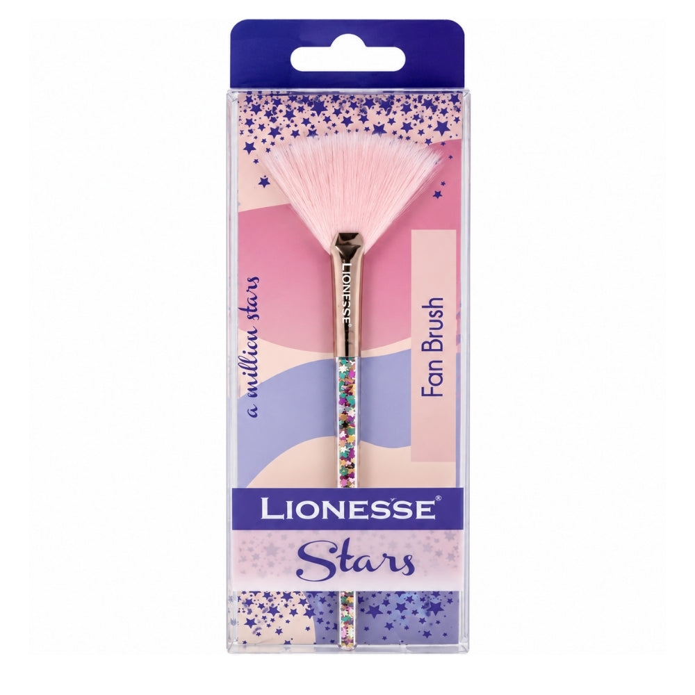 Lionesse Star Fan Brush 41118 for Soft Highlight by Beauty Care Bag