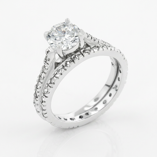 Avera Glistening Engagement Ring Set in Sterling Silver by Avera Group