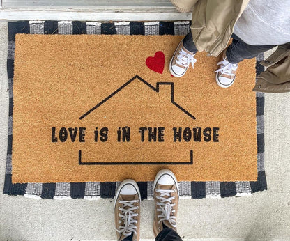 Love Is In The HouseTorqelo.com