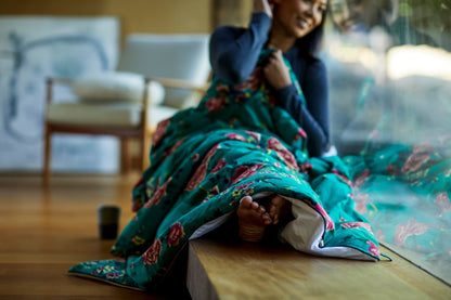 Open Road Portable Silk Throw Set by KAILU