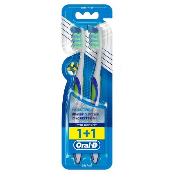 Oral-B Pro Expert Extra Clean Medium Toothbrush Duopack by Beauty Care Bag