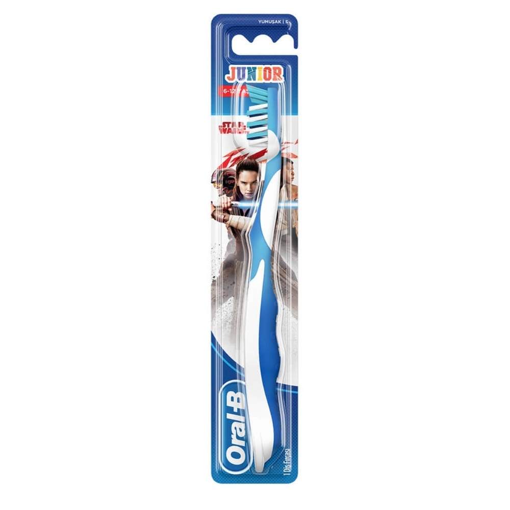 Oral-B Star Wars Kids Toothbrush for Ages 6-12 by Beauty Care Bag