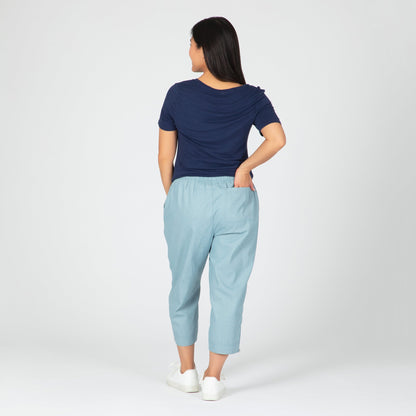 Paw Print Zipper-Hem Denim Capri PantsPants & LeggingsTorqelo.com