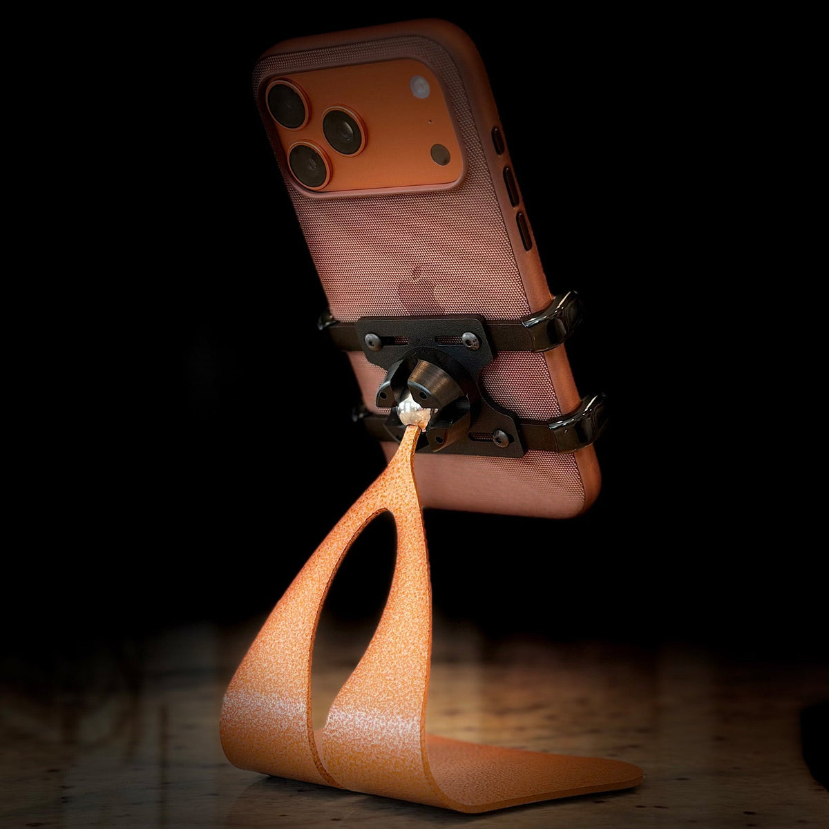 PED5 Grand Heavy-Duty Adjustable iPhone StandPTorqelo.com