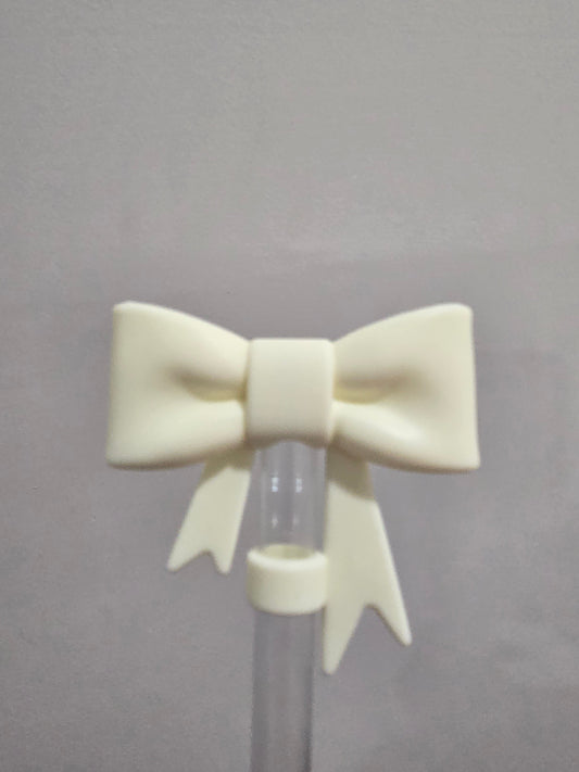 Cream coquette 10mm straw topper by THE SALTY CHIC