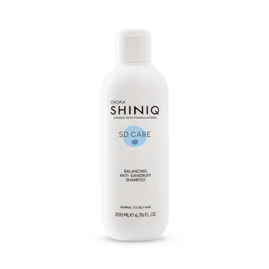 Shiniq Anti-Dandruff Shampoo for Oily Hair 200 ml by Beauty Care Bag