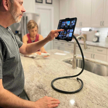 Stabile Coil PRO – Flexible Steel iPad HolderPTorqelo.com
