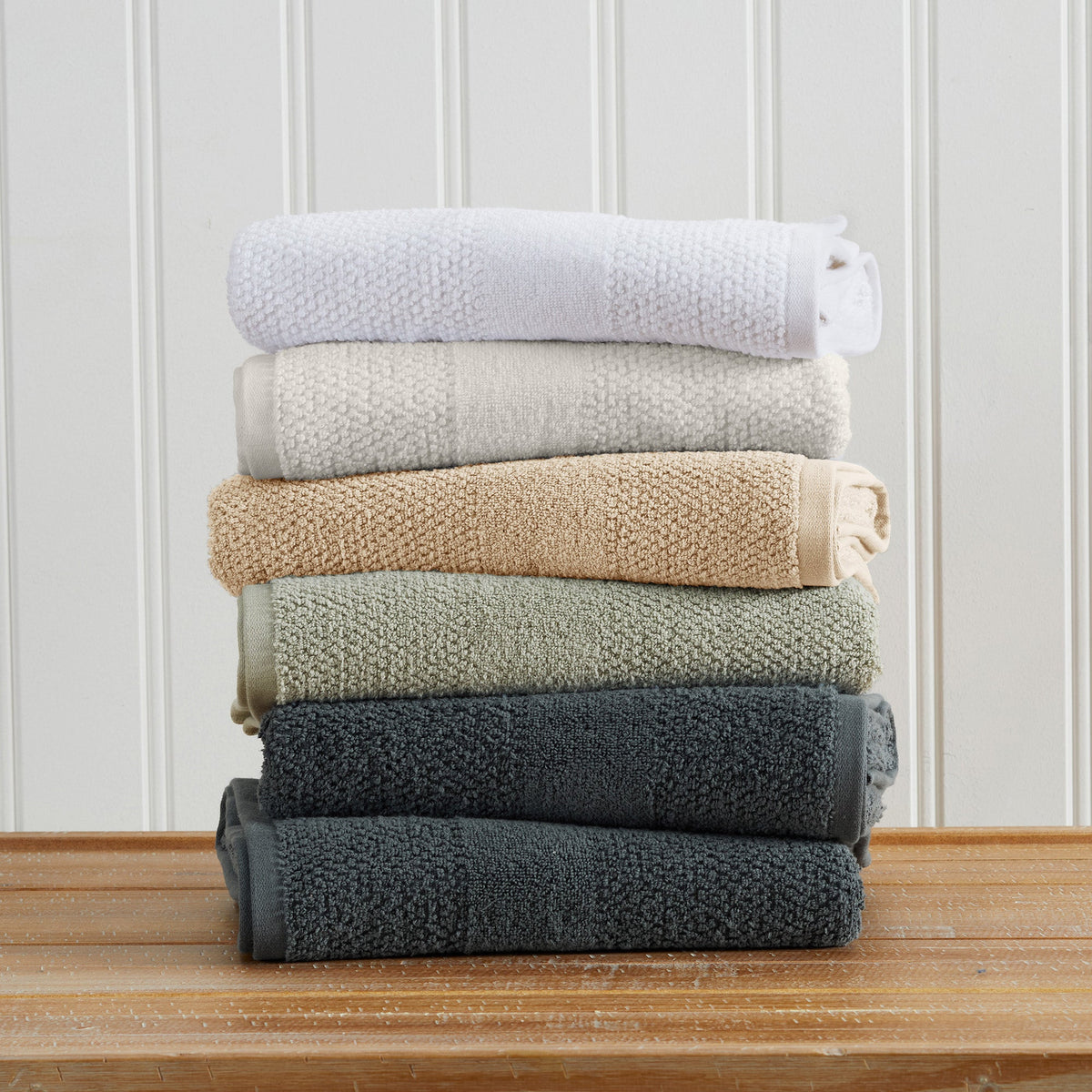 100% Cotton Checkered Jacquard Bath Towel Set - Giuliana Collection by Great Bay Home