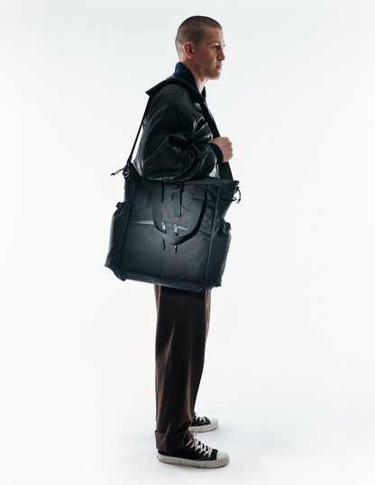 Conceal Tote by The Brown Buffalo