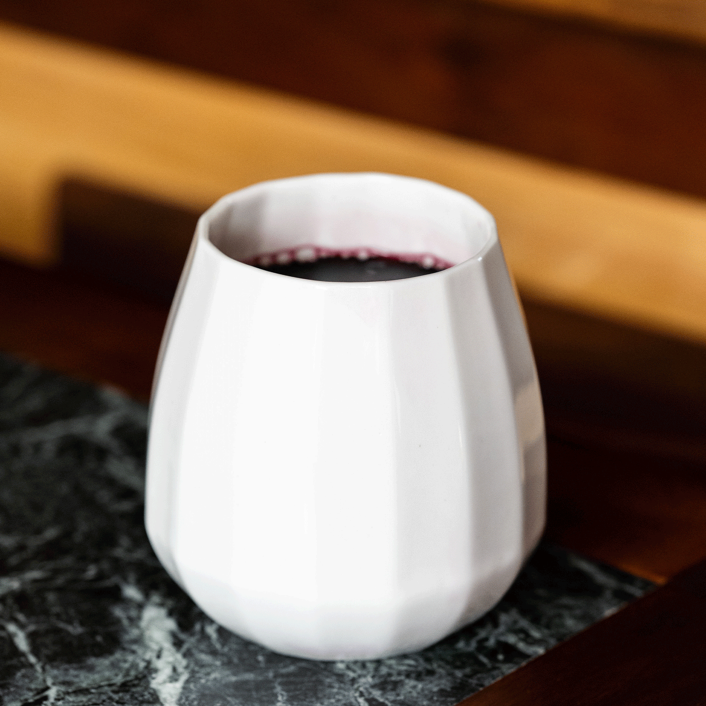 Porcelain wine glass – view 4