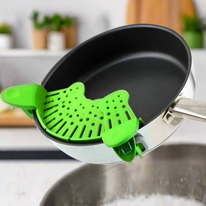 🍝 Universal Silicone Clip-On Pot StrainerPot StrainersTorqelo.com
