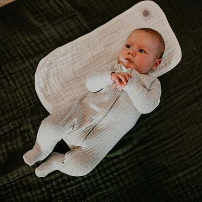 White Set - Muslin Burp Cloths (4 Pack) by Parker Baby Co.